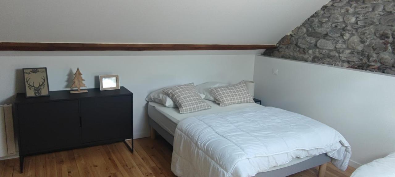 Lodge Loupau Maga Bagneres-de-Luchon Ngoại thất bức ảnh